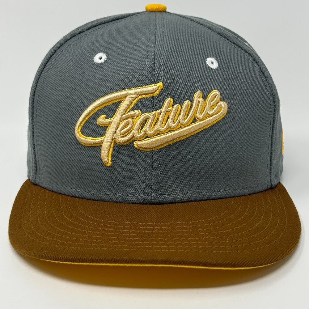 Feature Spell Out Hat Baseball Cap Fitted 7 3/8 New Era 59Fifty Streetwear Gray